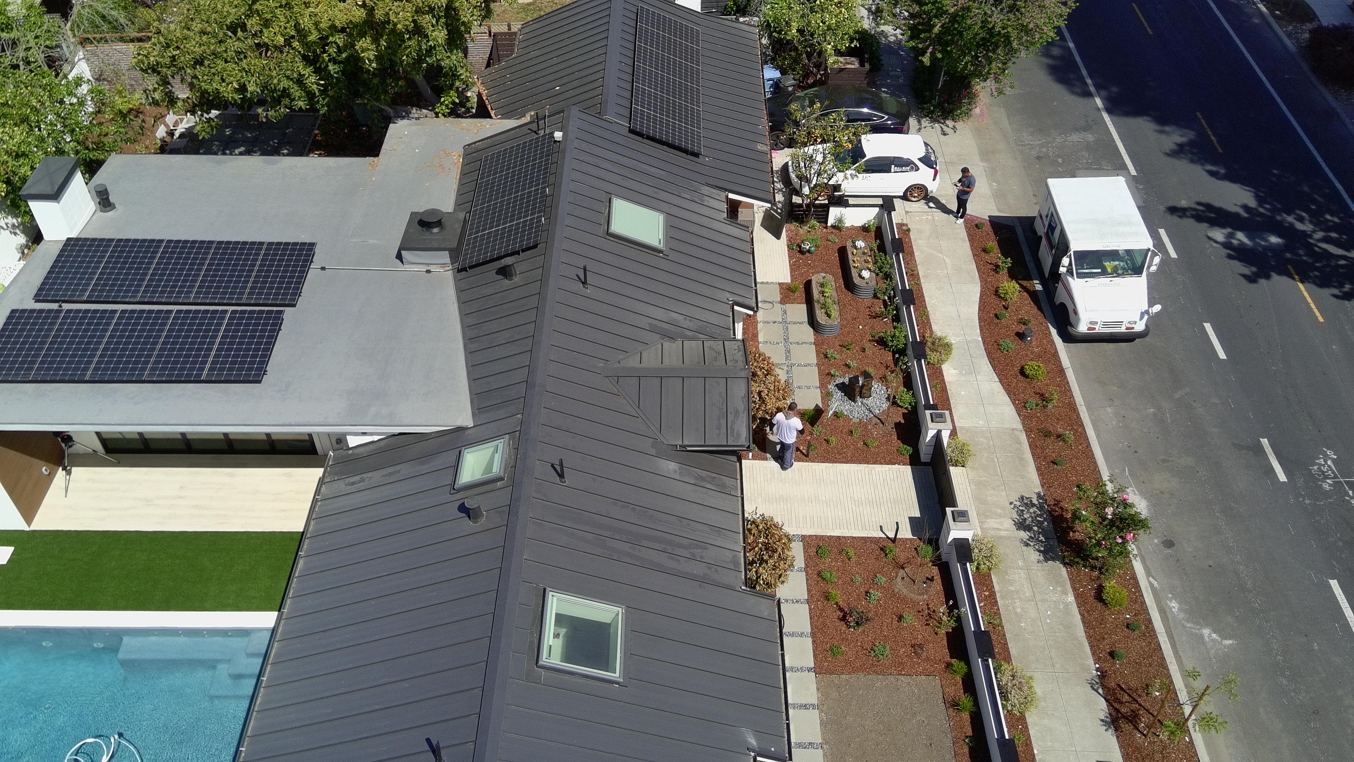Before — Menlo Park rooftop overview with moss and panel soiling before clean