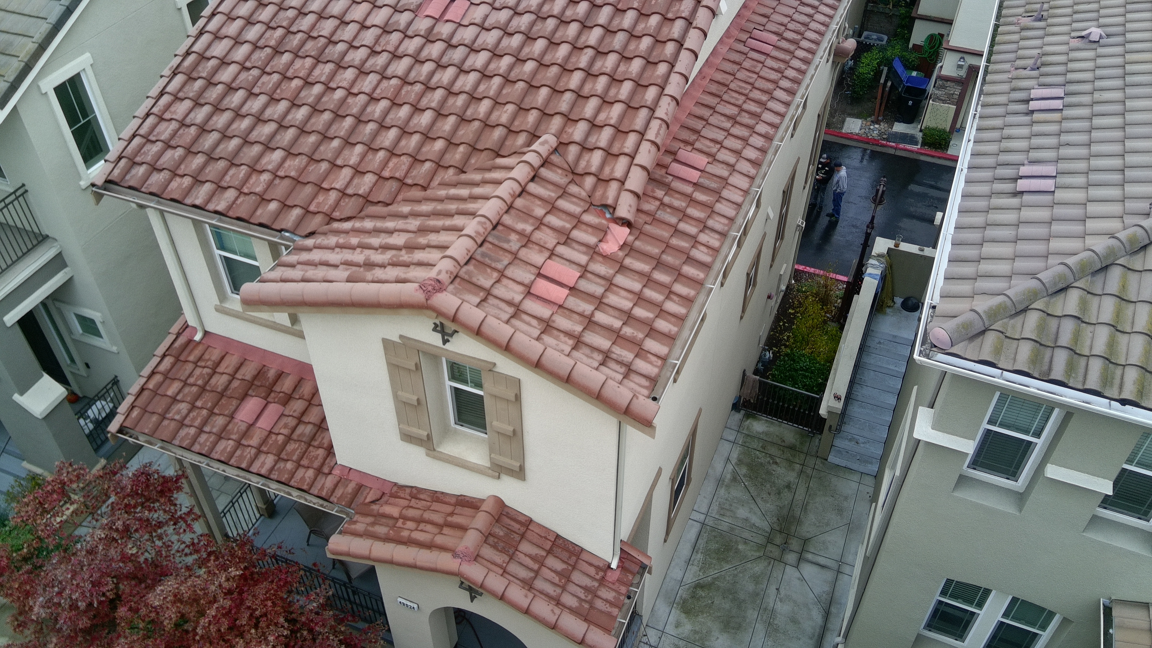 After — Milpitas S-tile roof tile clean, streaking fully removed