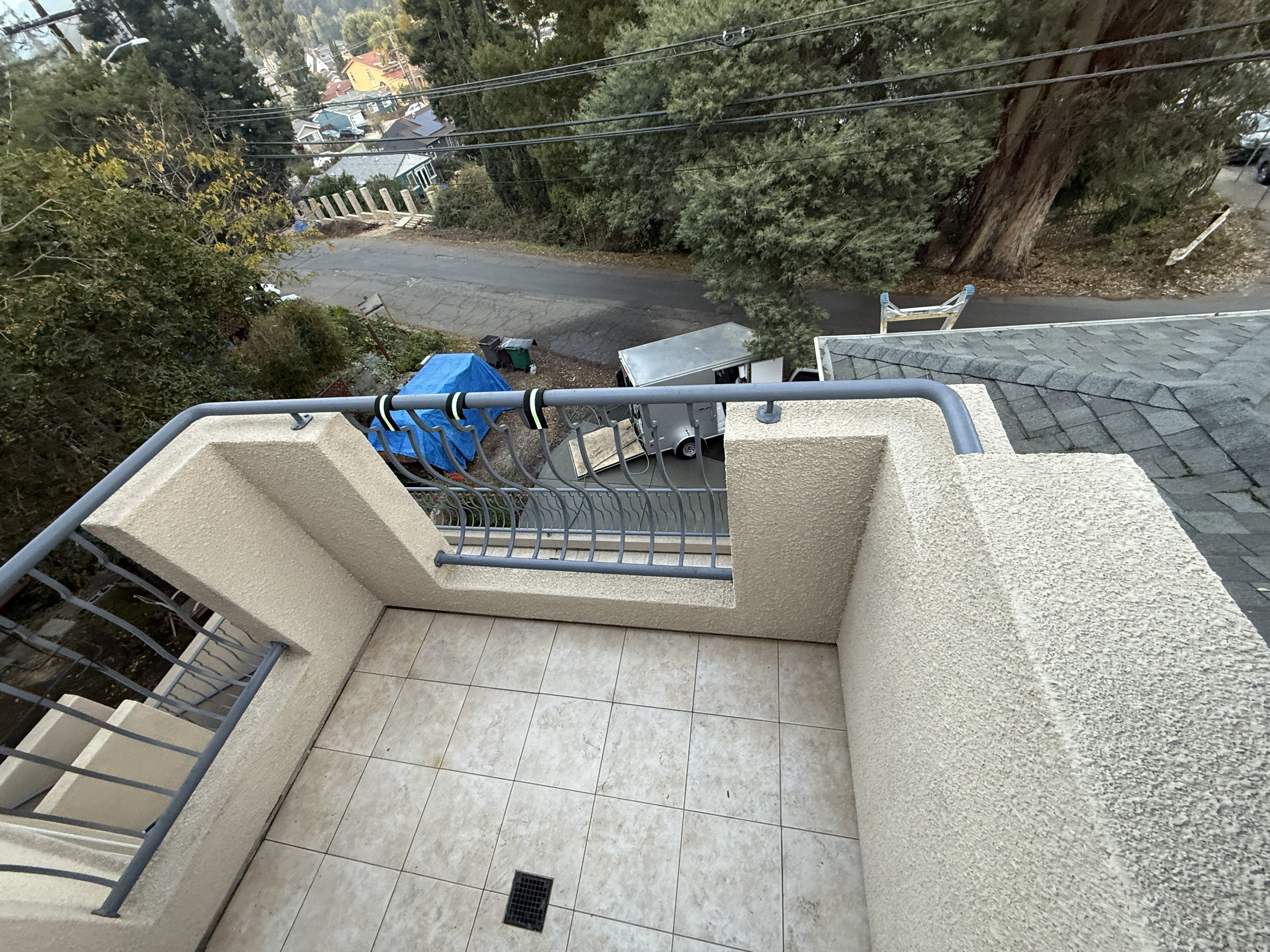 After — Oakland Hills property clean, siding and hardscape washed