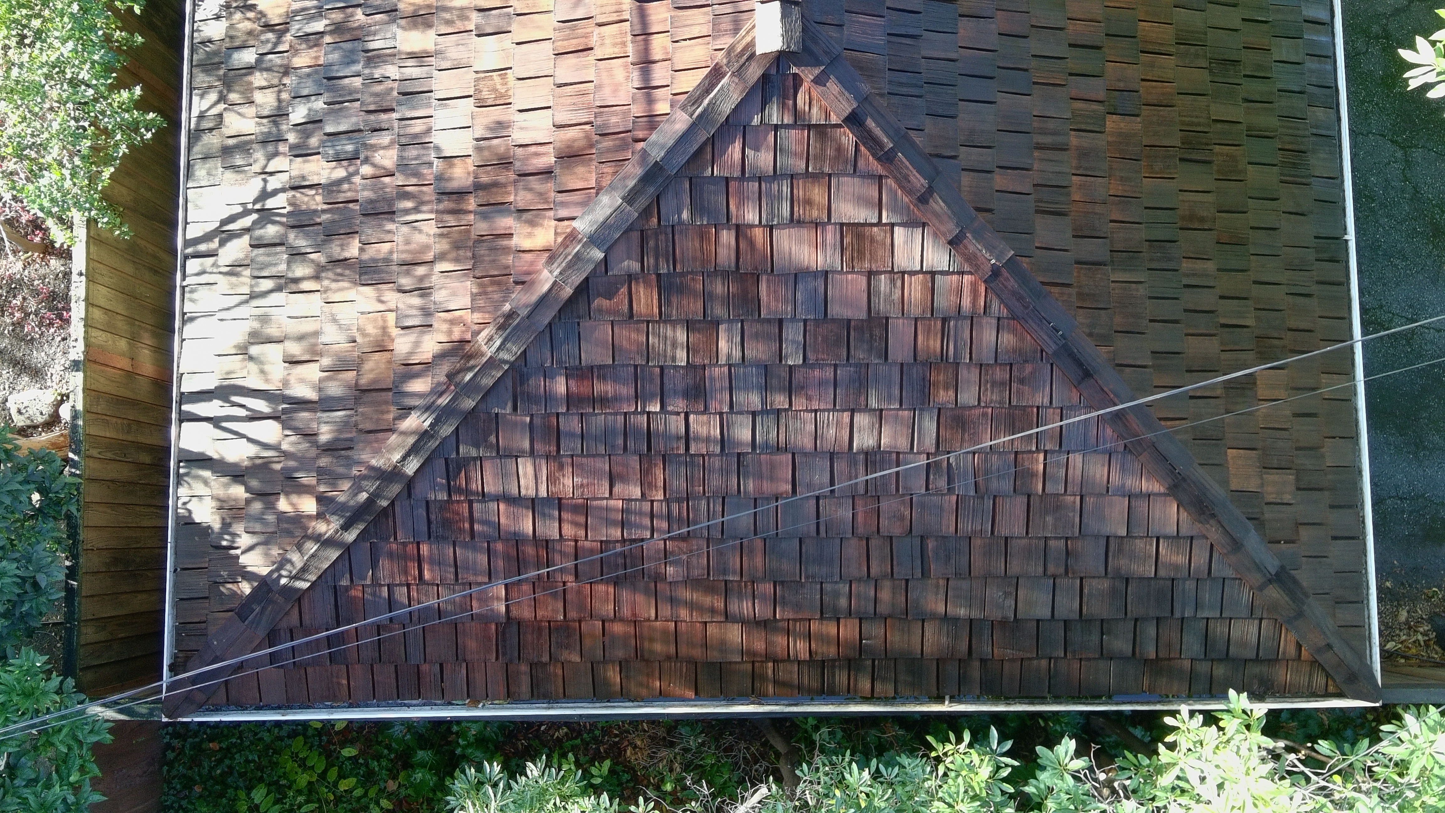 After — Palo Alto garage wood shake roof fully cleaned