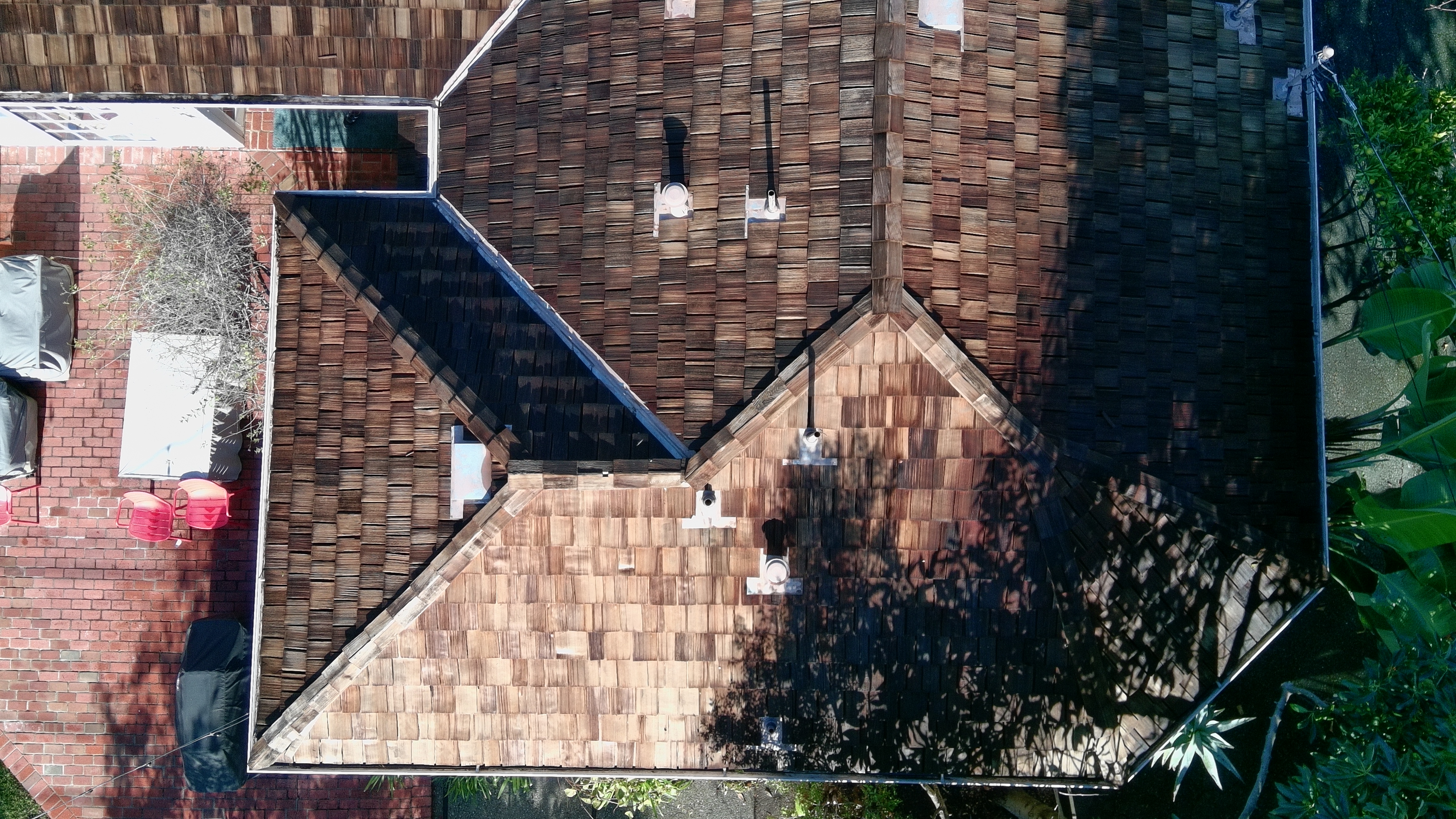 After — Palo Alto wood shake roof cleaned, moss and lichen removed