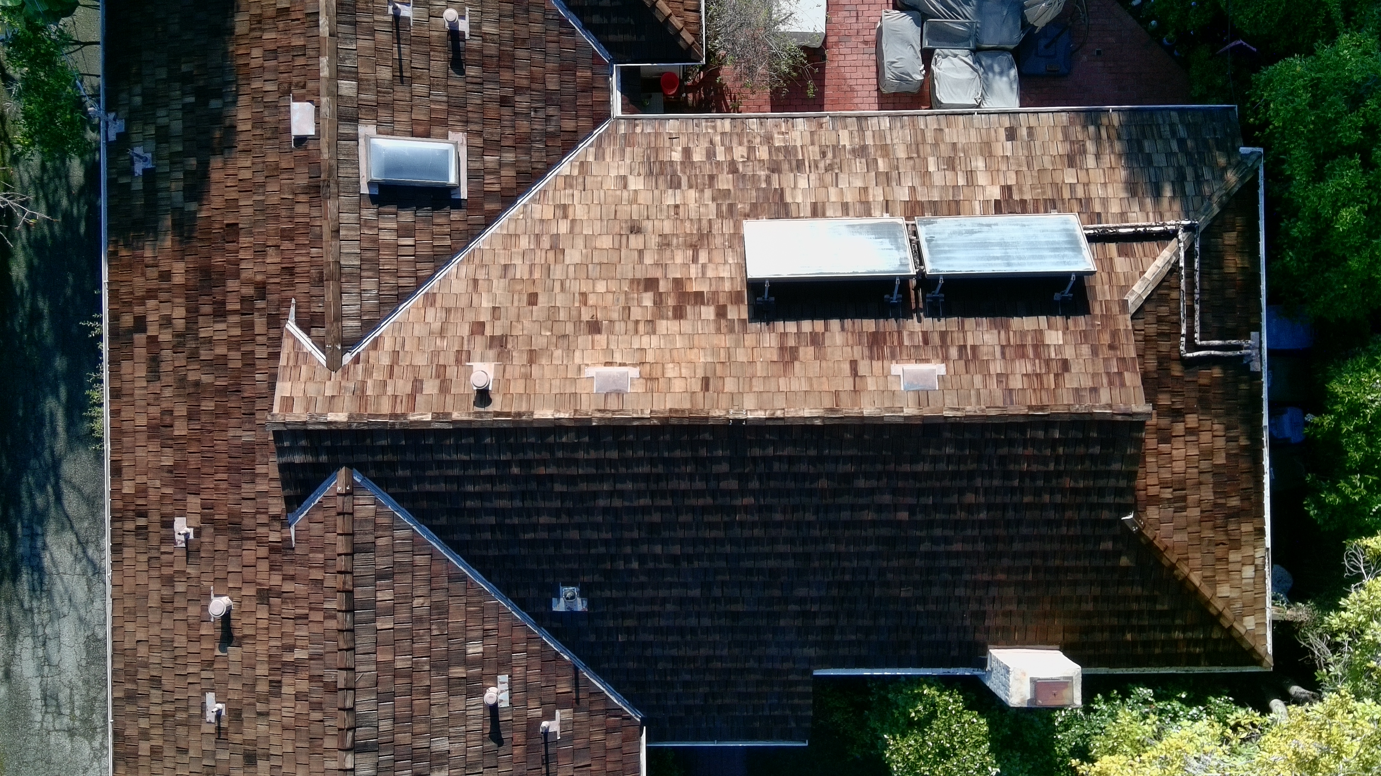 After — Palo Alto cedar shake house roof fully cleaned